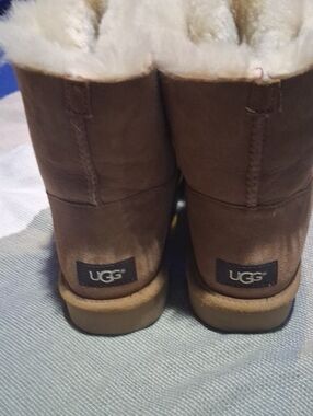 UGG Chestnut Brown Shearling-Lined Short Booties